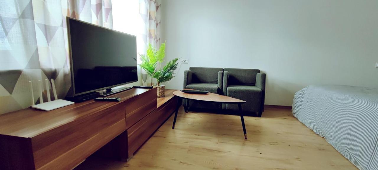 Akropole Apartment In Riga Eksteriør bilde